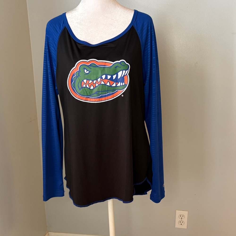 [Colosseum] Black/Blue Long Sleeve Gators Top - Size Large